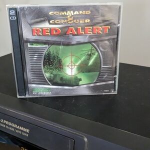 Command & Conquer Red Alert PC CD-ROM Retro Video Game